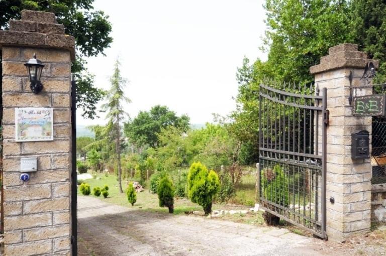 Bed And Breakfast Romantica Evasione Sutri Exterior photo