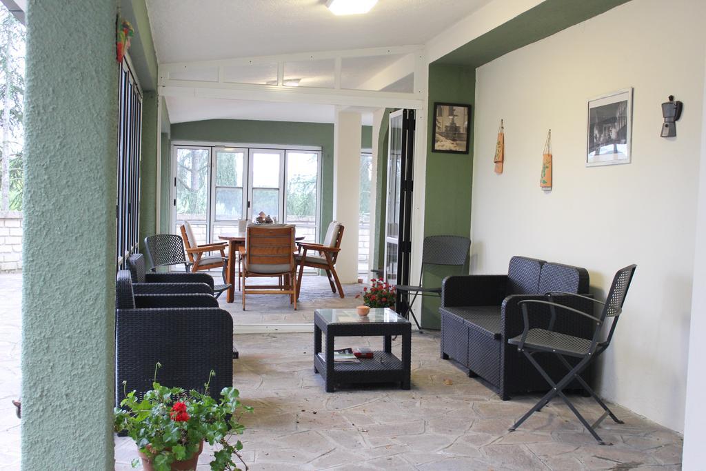 Bed And Breakfast Romantica Evasione Sutri Exterior photo