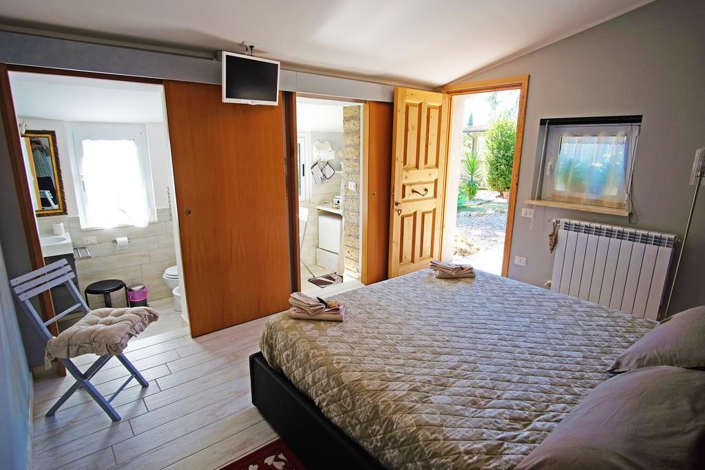 Bed And Breakfast Romantica Evasione Sutri Exterior photo