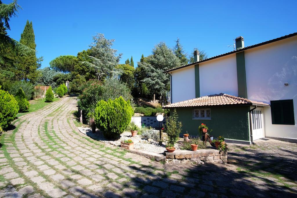 Bed And Breakfast Romantica Evasione Sutri Exterior photo