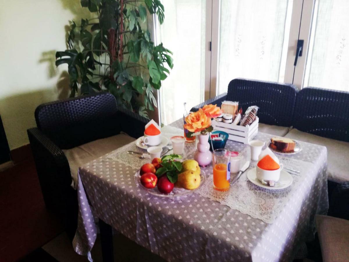 Bed And Breakfast Romantica Evasione Sutri Exterior photo